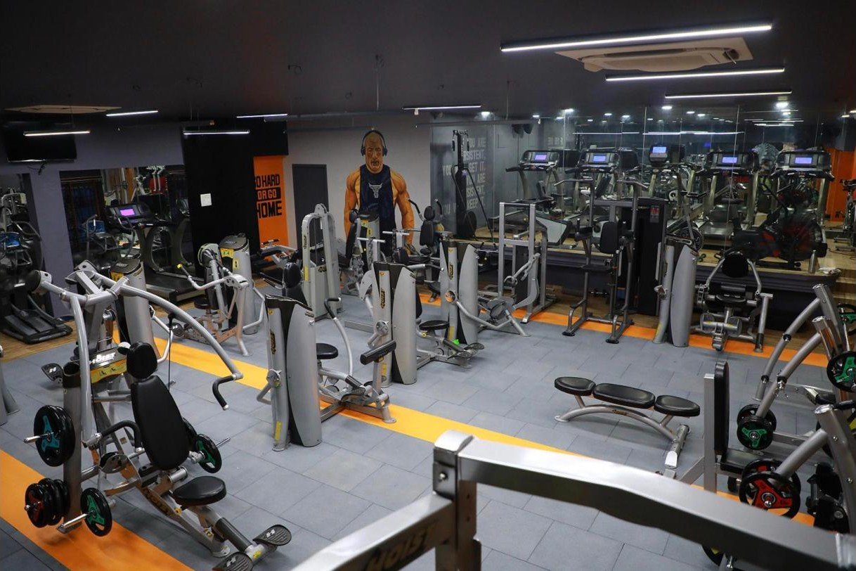 Technogym and HOIST strength machines on the training floor at Aspire Fitness Studio